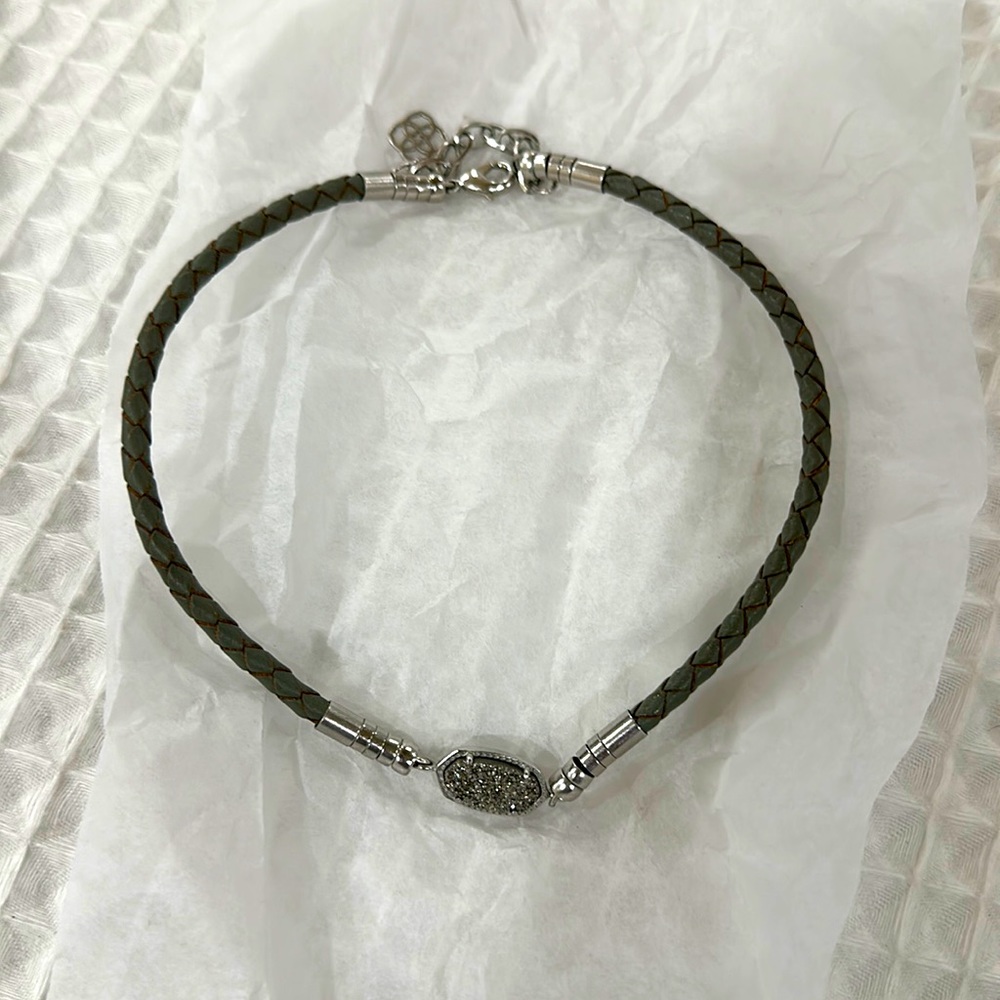 Kendra Scott Gray Choker